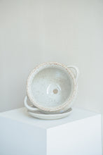 Load image into Gallery viewer, Plant pot White Sands