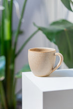 Load image into Gallery viewer, Coyote Cup with handle N.1