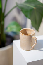 Load image into Gallery viewer, Coyote Mug with handle N.2