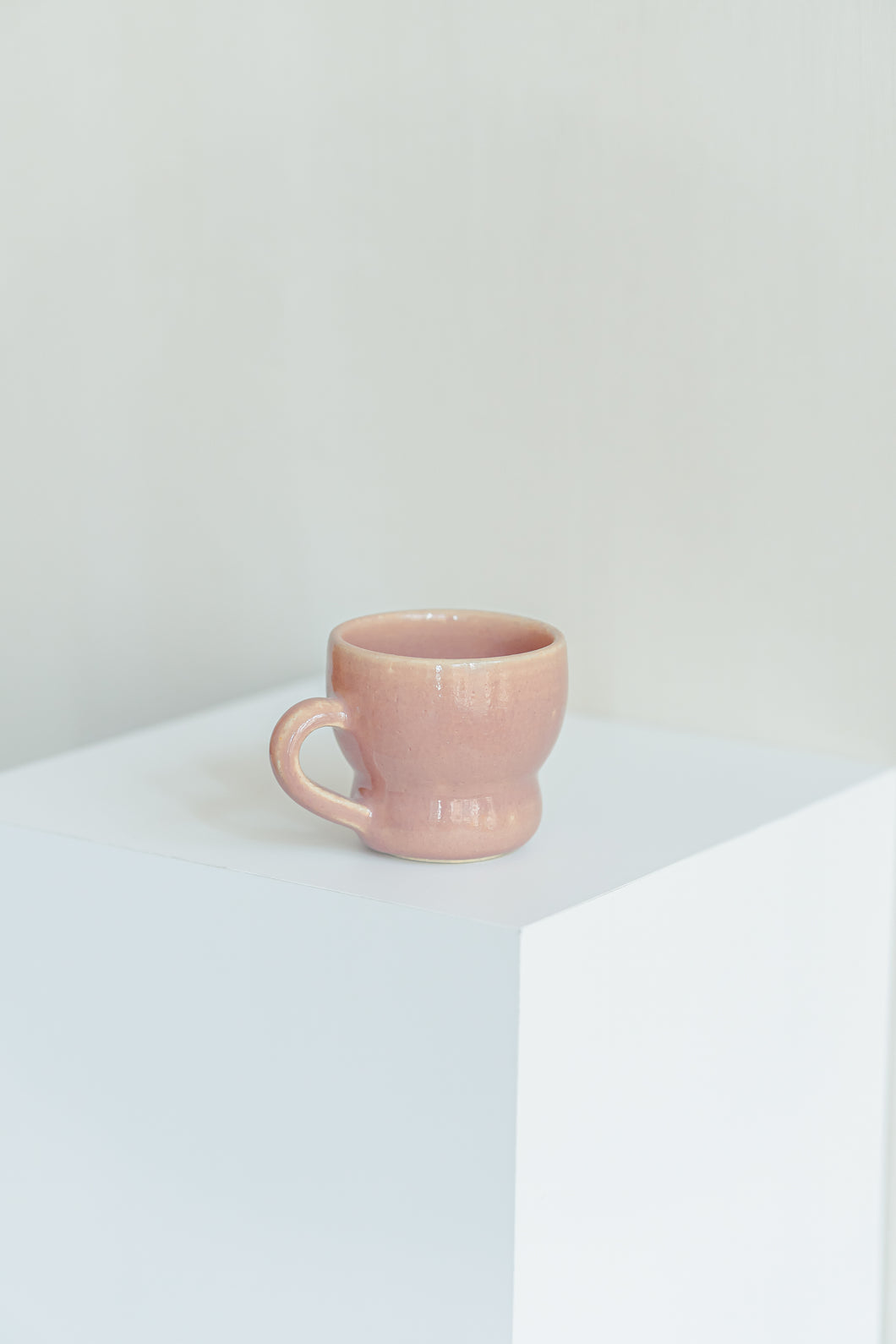 Curvy espresso cup Pink Lady