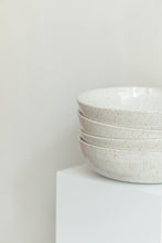 Load image into Gallery viewer, Pasta/salad bowl White Sands N.2
