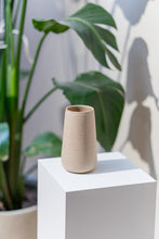 Load image into Gallery viewer, Coyote Tall Cup/ Small Vase
